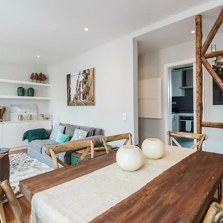 Apartment Feels Like Estrela Modern Flat
