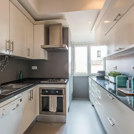 Feels Like Estrela Modern Flat *